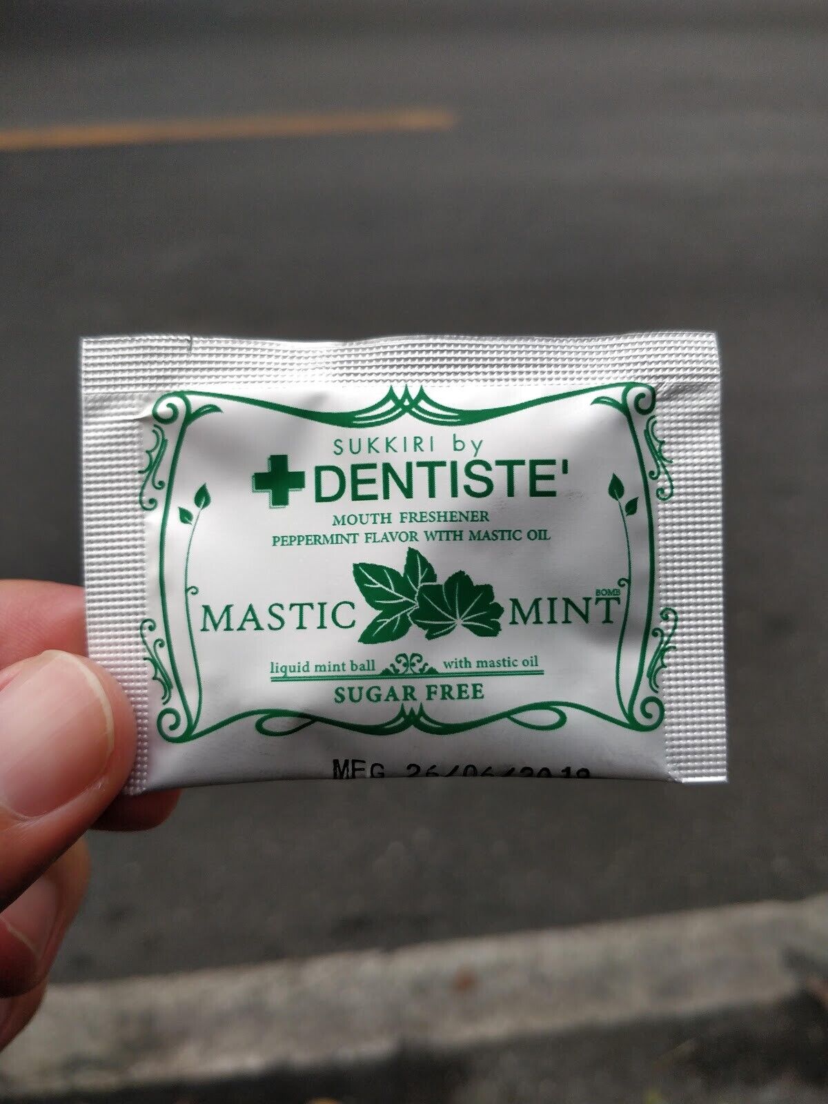 12x Sukkiri By Dentiste Mastic Mint Ball Mouth Breath Freshener Sugarfree 684 Mg