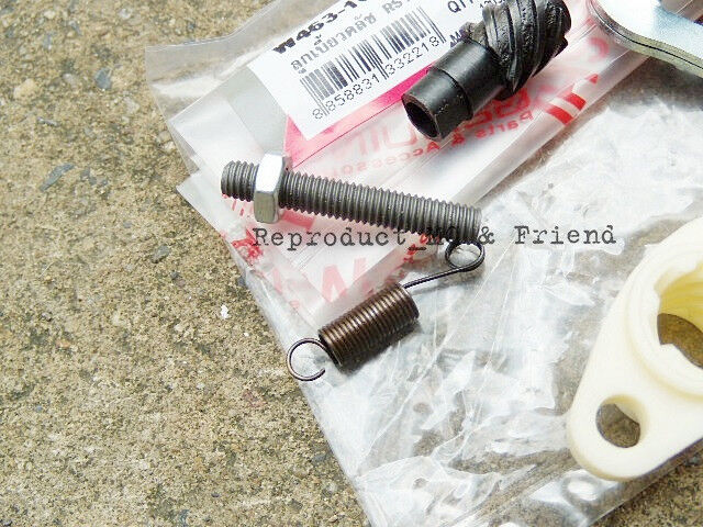 Yamaha RS100 RS125 Clutch Push Screw + Housing and Lever New