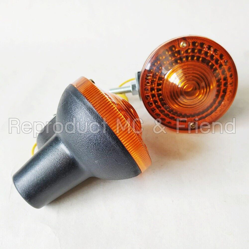 Yamaha DT100 DT125 DT175 DT250 DT400 XT250 XT500 Front Signal Winker Lamp 2pcs.