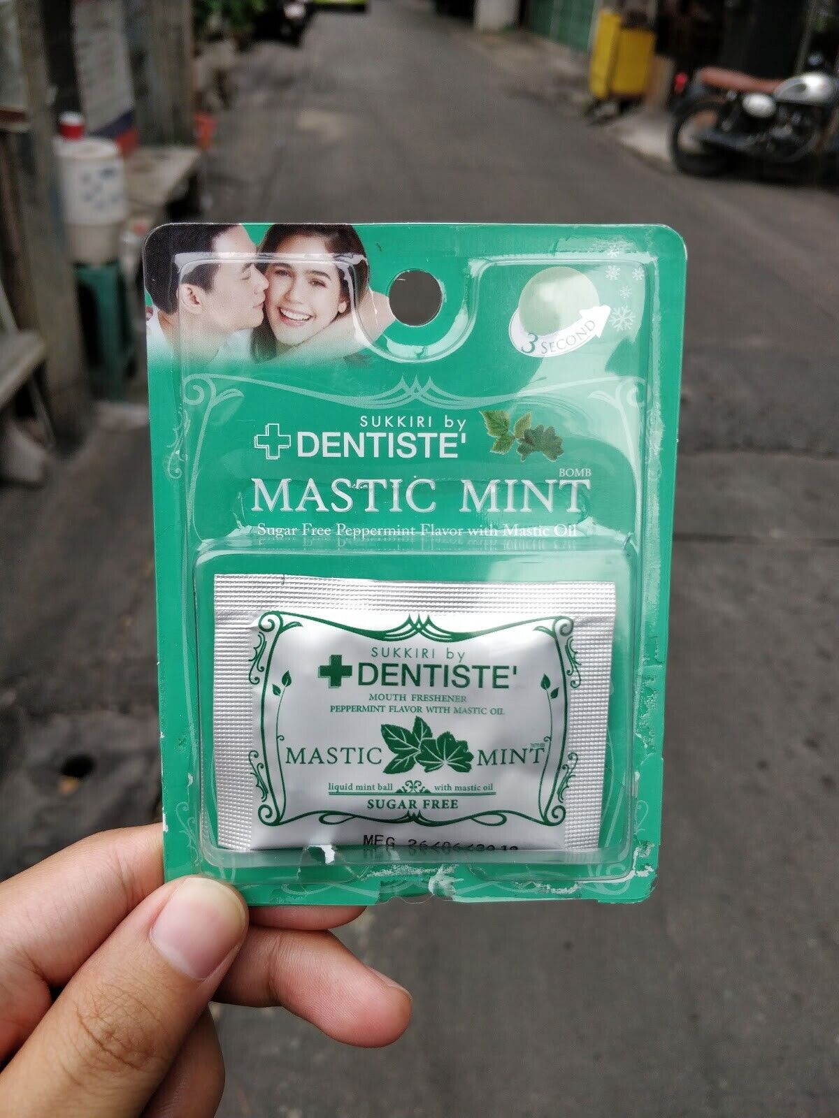 12x Sukkiri By Dentiste Mastic Mint Ball Mouth Breath Freshener Sugarfree 684 Mg