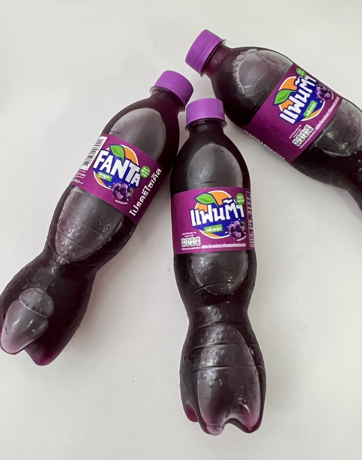 12x 450 ml. Fanta Grape Juice Flavor Soda Soft Drink delicious, refreshing party