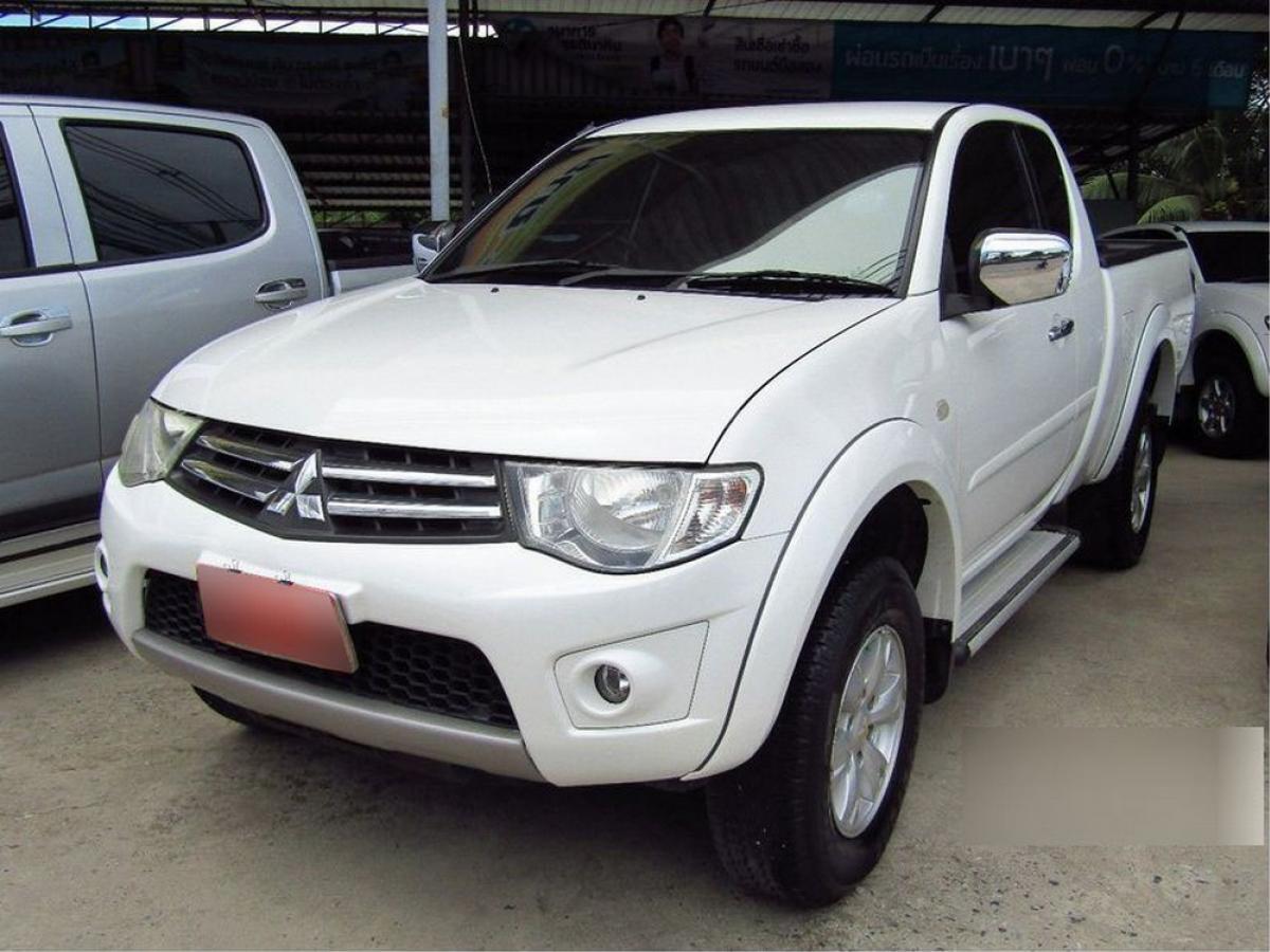 14CM. STICKER EMBLEM LOGO GRILLE RED FIT MITSUBISHI TRITON L200 2009-14 Pickup