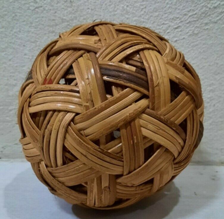 1Pc of Sepak Takraw Thai Rattan Balls Sport Kick Handmade style Home Decor