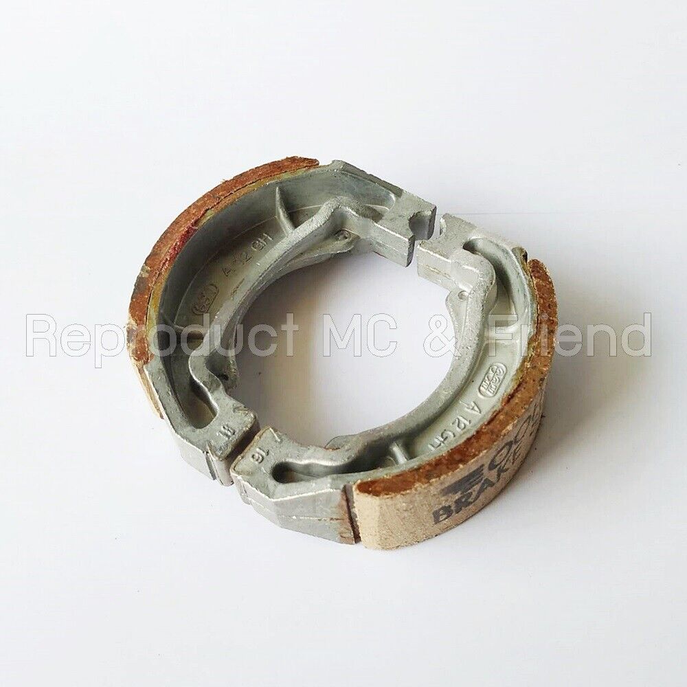Front Brake Shoe For Suzuki TS50 ('71-'74) MT50 ('73) DS80 '78-'79 RM80 '77-'79