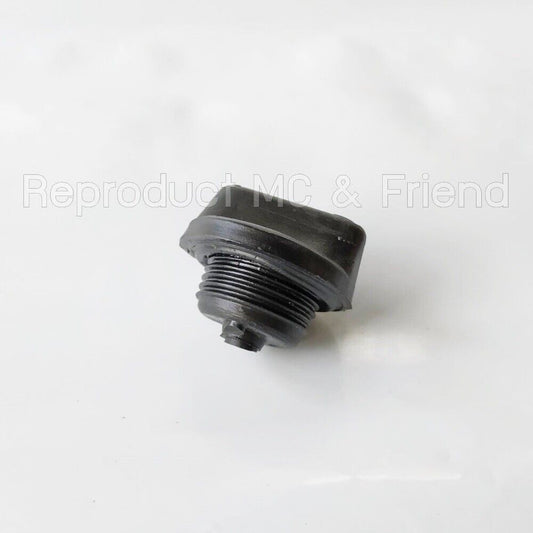 SUZUKI TS125 TS250 ('71-'72) TC250 TM400 GT380 GT550 GT750 Oil Filler Plug