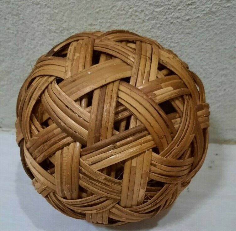 1Pc of Sepak Takraw Thai Rattan Balls Sport Kick Handmade style Home Decor