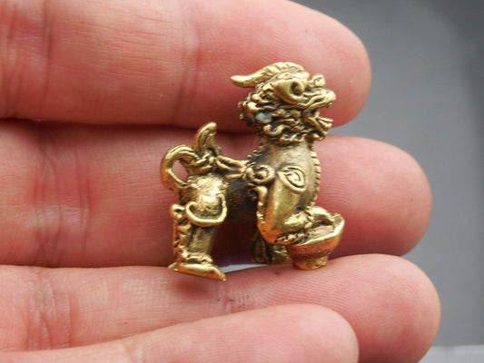 Lucky Brass Animal Pi Xiu Lion Dragon Hunting Money Statue Talisman Lucky Fetish