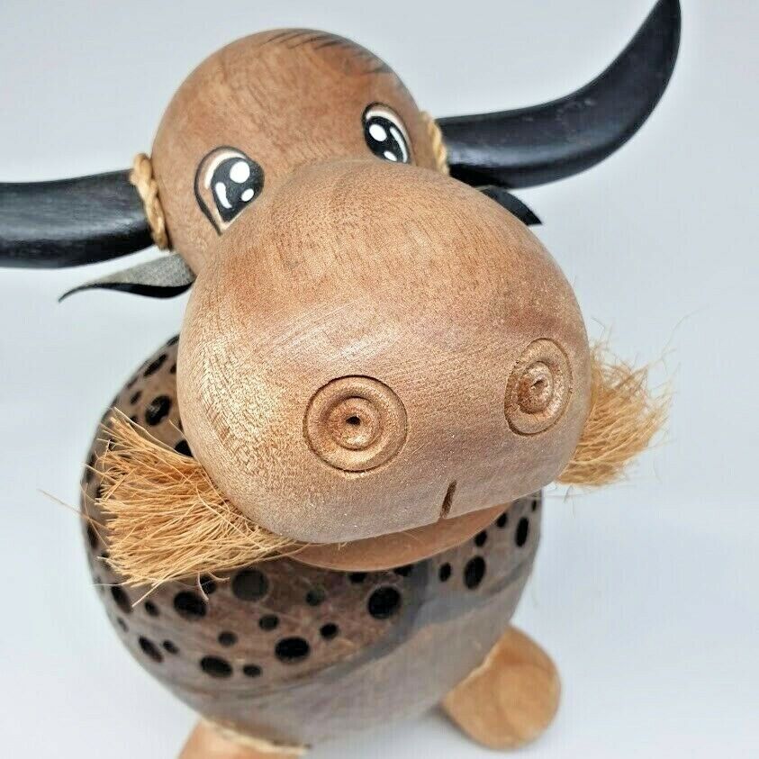 Buffalo Thai Hand Carved Handmade Wooden Crafts Coconut Shell Wood Lamp