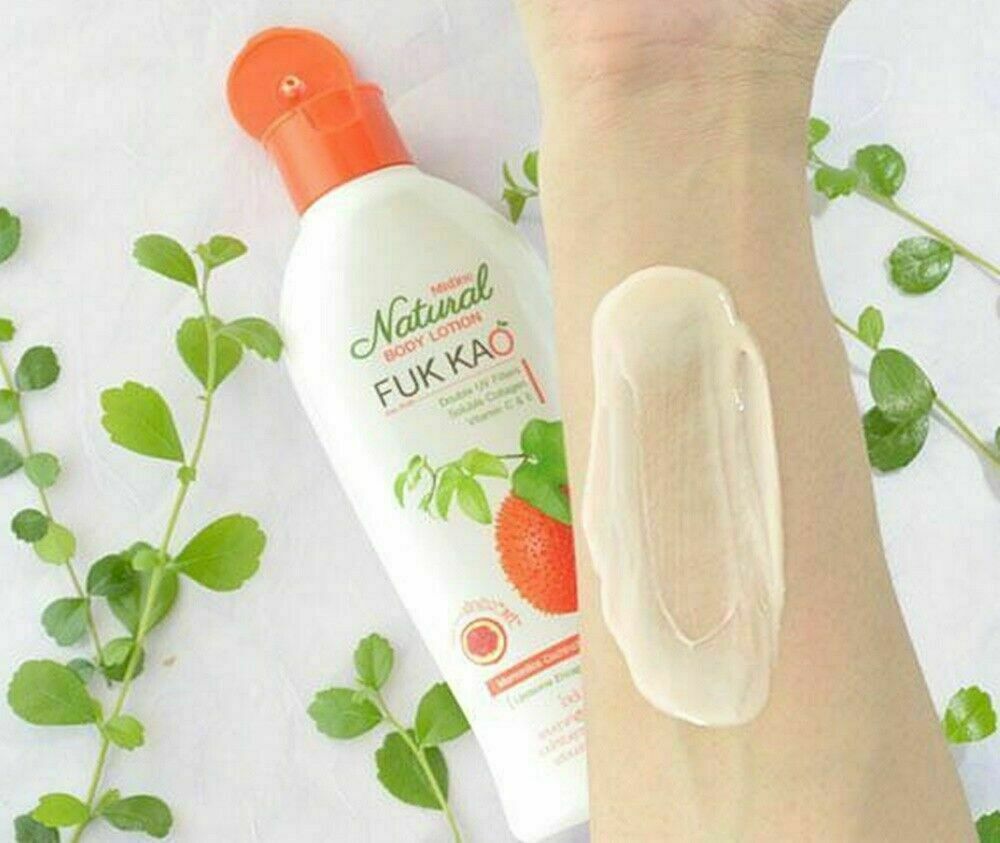 Mistine Fuk Kao Natural Whitening Lightening Body Lotion Flawless + Smooth 500ml