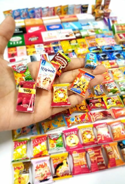 10 pcs Dollhouse Miniatures Assorted Snack Pack Thai Mart Store Food Party Decor