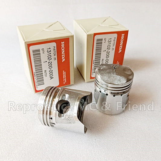 2x Piston 0.25 Oversize (Diameter 44.25mm.) For Honda C92 CA92