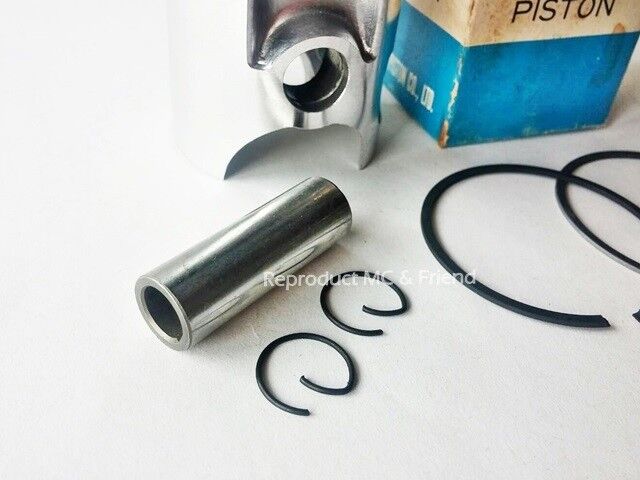 Yamaha RX100 Piston+Ring+Pin+Clips Set Size Oversize 0.50 (Diameter = 52.50mm.)