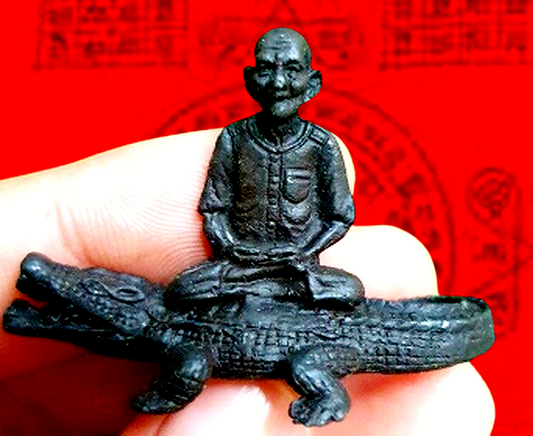 Thai amulet God Lp sian pae rong si San Choa Temple money lucky talisman holy