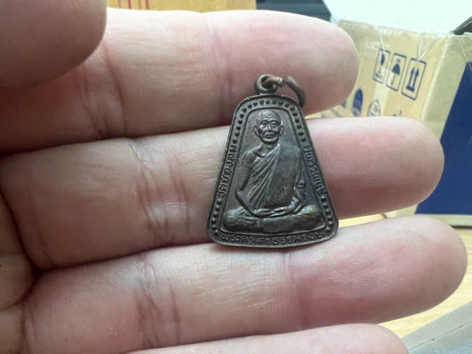 Wat Chong Lom Amulet LP Toh Monk Fetish Samut Songkhram Mascot Buddha Religion