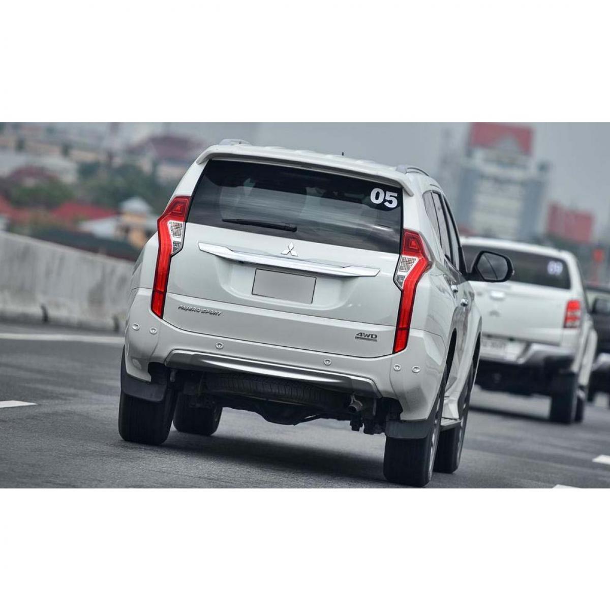 Black Rear Bumper Scuff Plate Chrome Logo Fit Mitsubishi Montero Sport 2015-2022