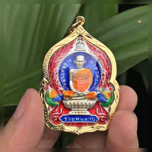 Thai Amulet LP.Ruay Wat Tako Rich Model Billions Talisman Rare Wealth Powerful