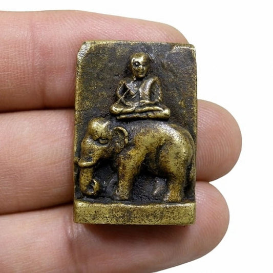 Brass Luxury Phra LP Ngern Ride Elephant Figure Capital Funds Talisman Amulet