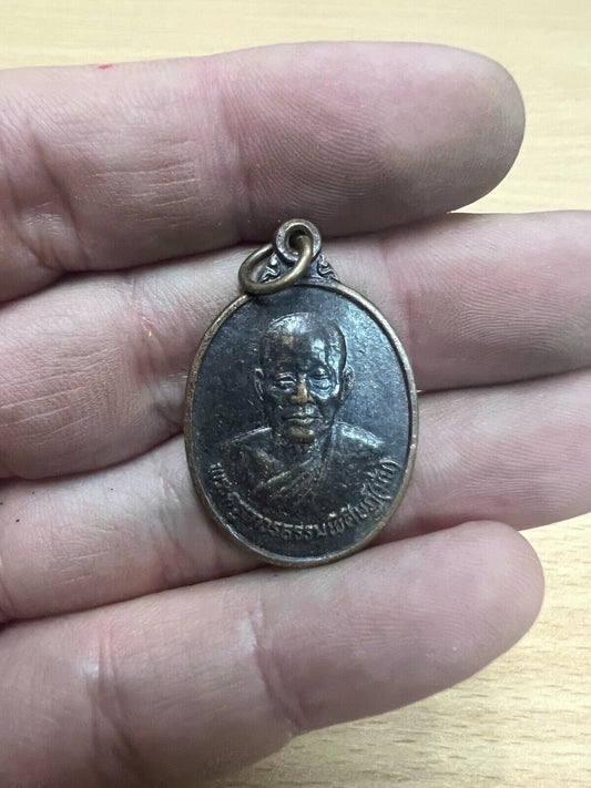 Sacred Item Buddha Religion Talisman Fetish LP Monk Mascot Amulet Charm Ornament