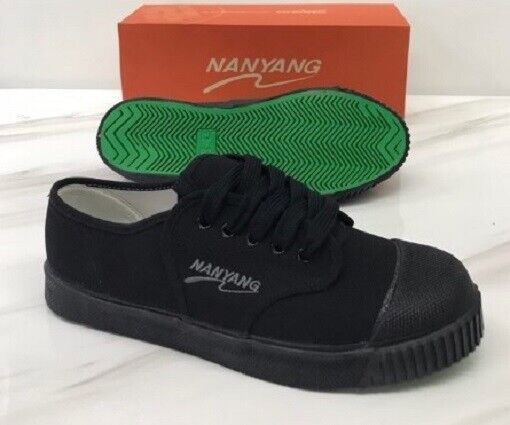 Nanyang 205S Sneakers VTG Sepak Takraw Futsal Thailand Shoes Original