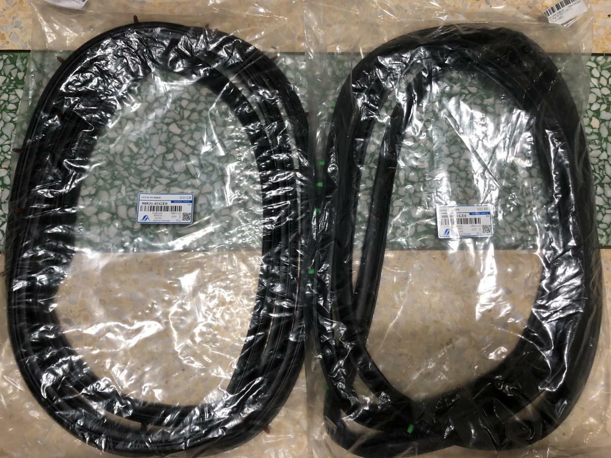 LH+RH Door Rubber Seal Weatherstrip Pair Fit Nissan Datsun D21 Pickup 1989-1997