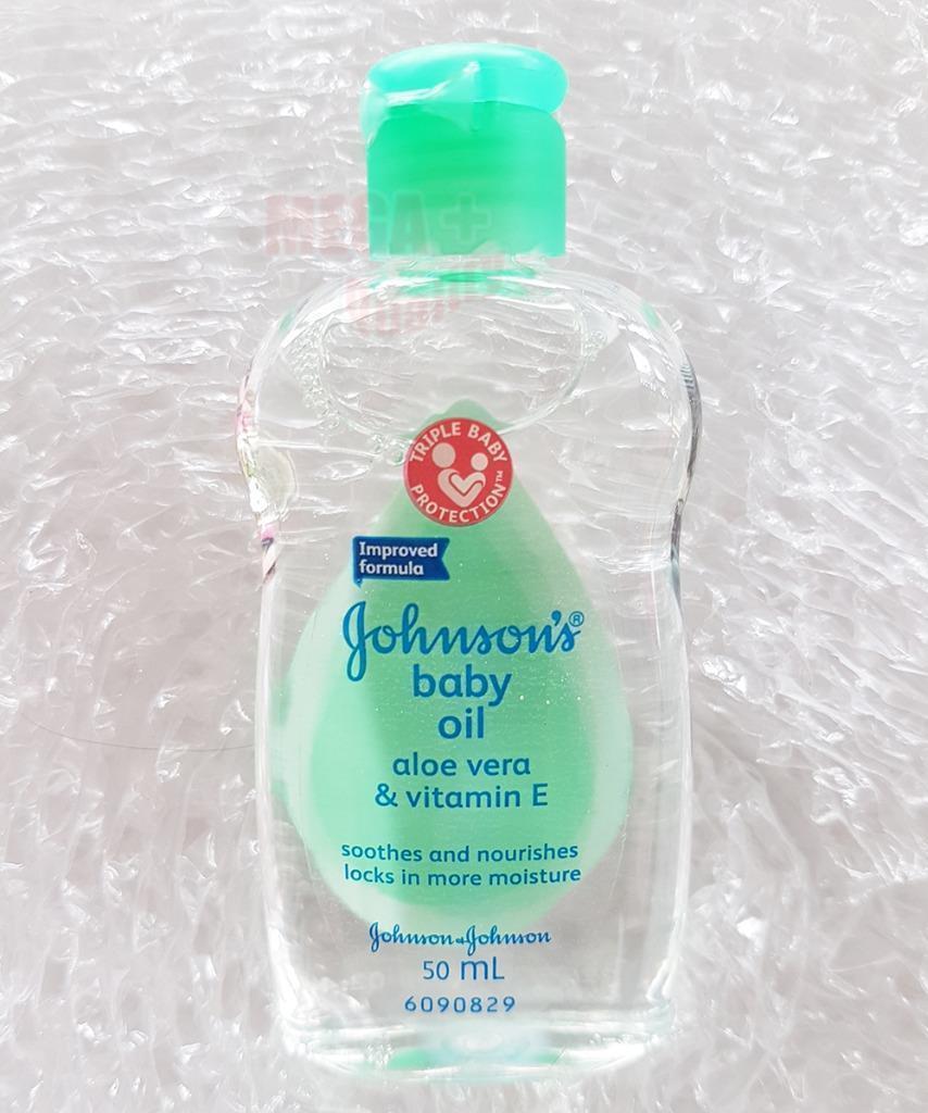 4 x Johnson s Baby Oil with Aloe Vera Vitamin E + Smooth Moisture Skincare 50ml
