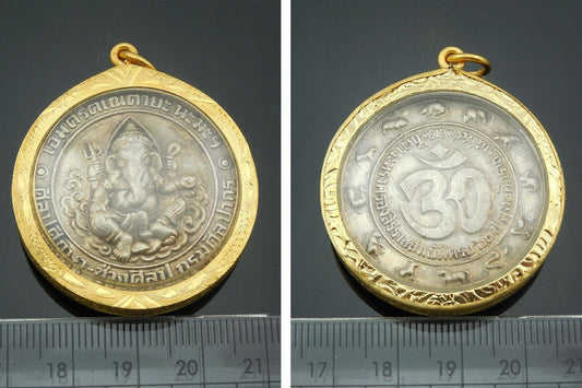 Ohm Wealth Success Ganesha Antiques Luck Ganesh Elephant Head Hindu God Amulet