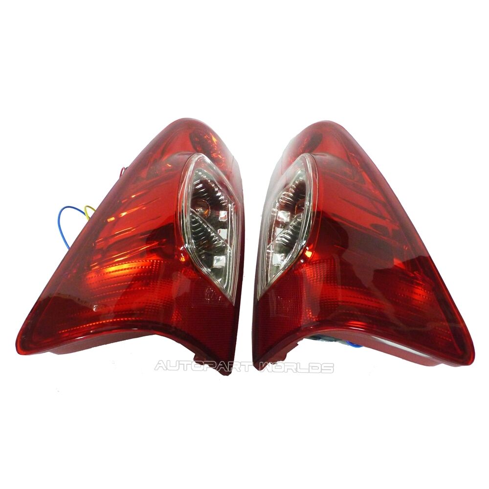 2007-11 Isuzu Rodeo Dmax D-Max Holden Denver Denver Pick Up Rear Tail Lamp +Wire